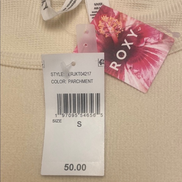 Roxy Cream Crop Top with Floral Accents - Picture 6 of 6